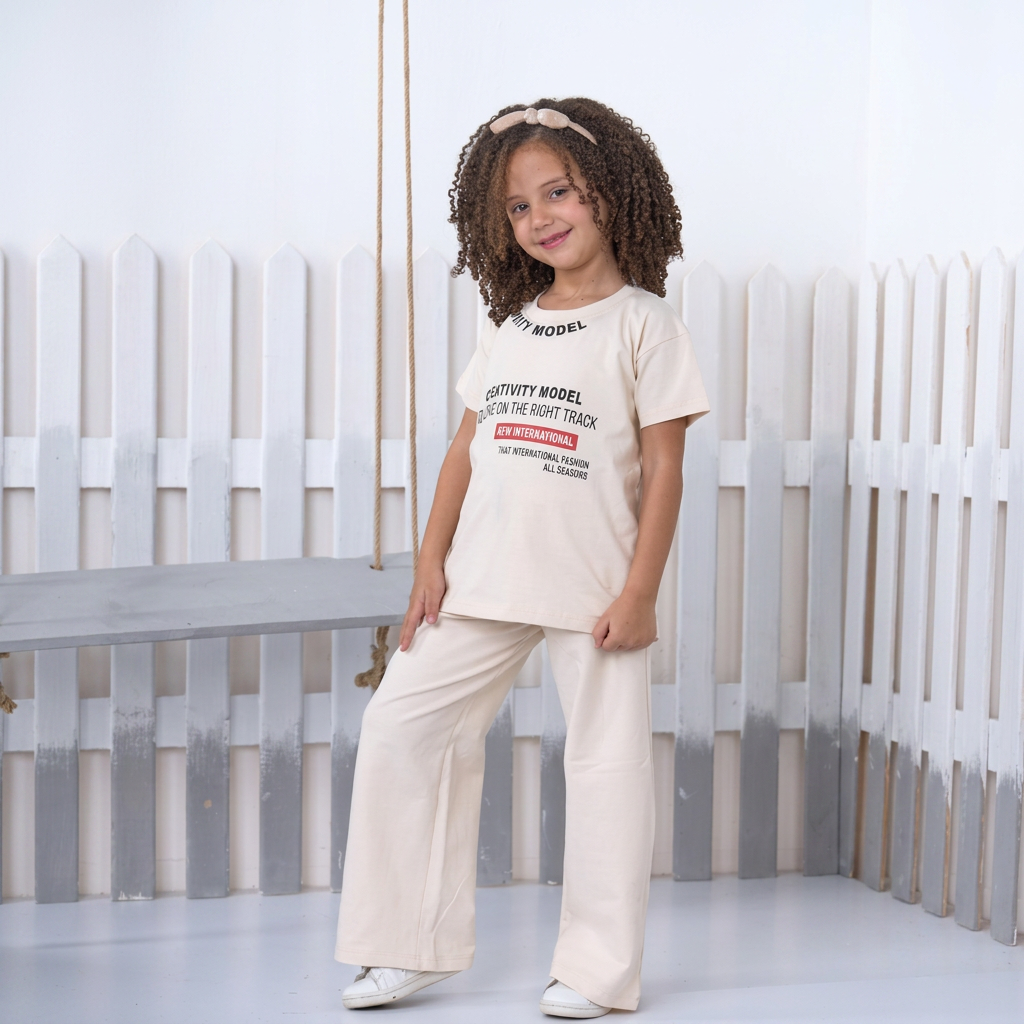 "Model" pajama set