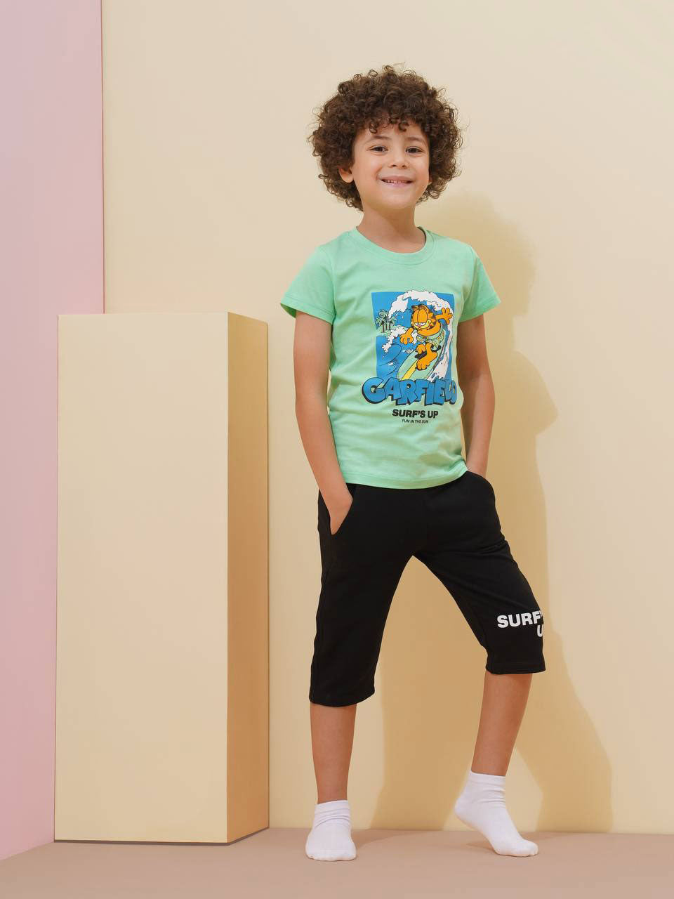 "garfield" pajama set