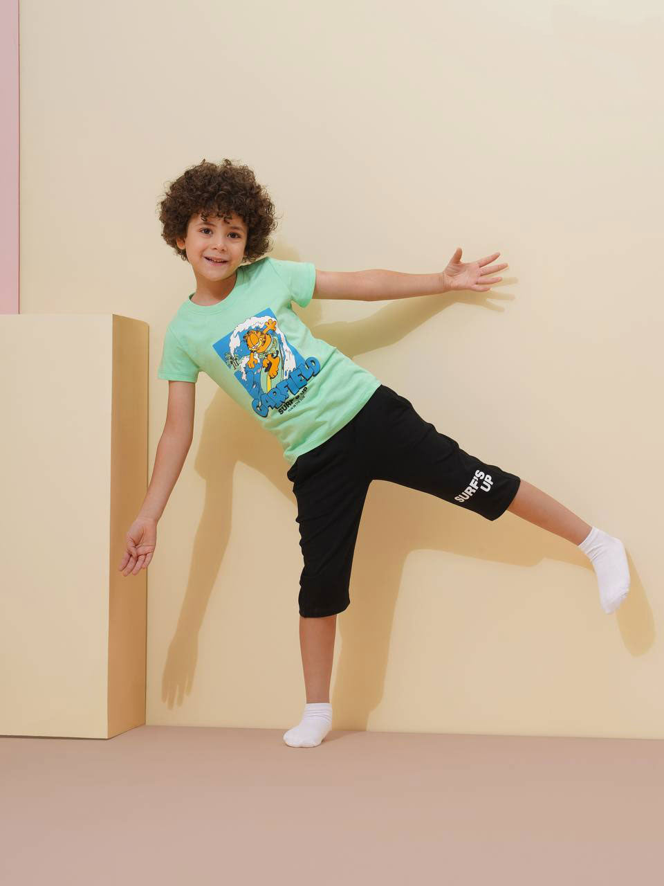 "garfield" pajama set